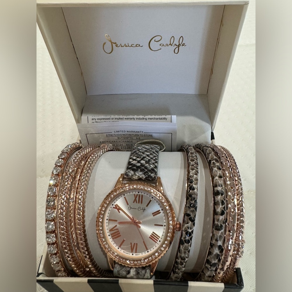 JESSICA CARLYLE WATCH WITH BANGLES IN THE BOX/ pre-owned